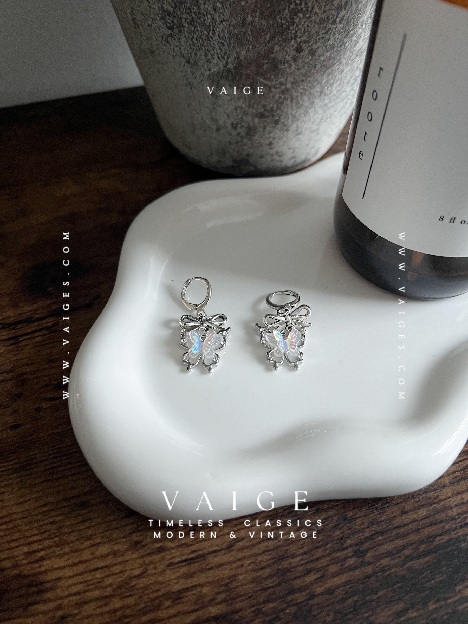 Solenne Bow Butterfly Earrings